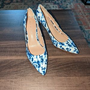 Kelly and Katie blue and white tie dye pumps sz 10